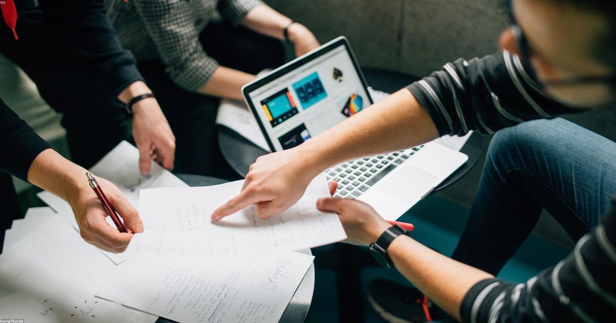 Générateur de posts LinkedIn avec l'IA : guide complet 2026